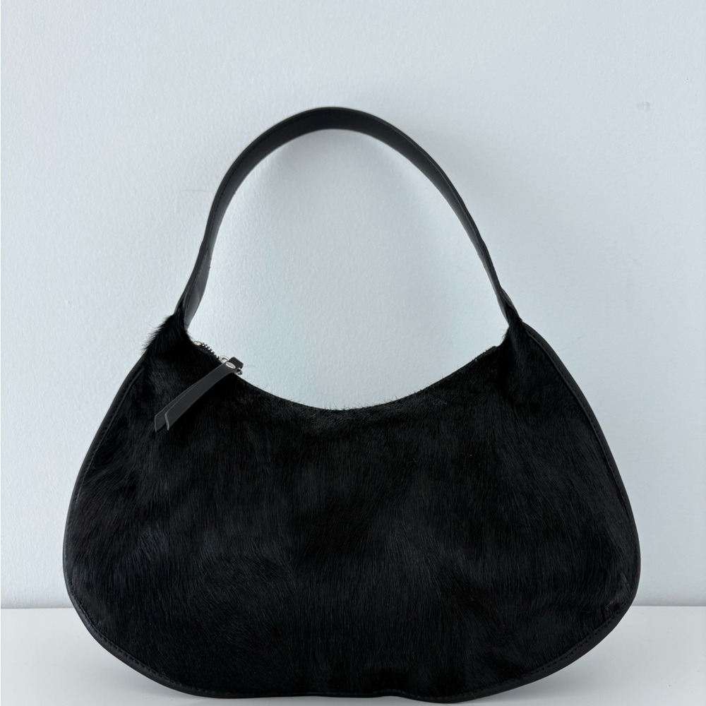 Black Shoulder Bag - Sleek Women's Shoulder Bag